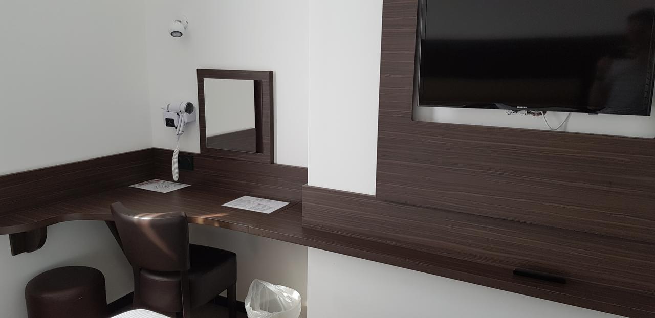 Hotel Annexe Νίκαια Εξωτερικό φωτογραφία